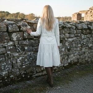 Holt Renfrew of Canada Like New & Pro Clean Elegant White Trench Coat, S, $160